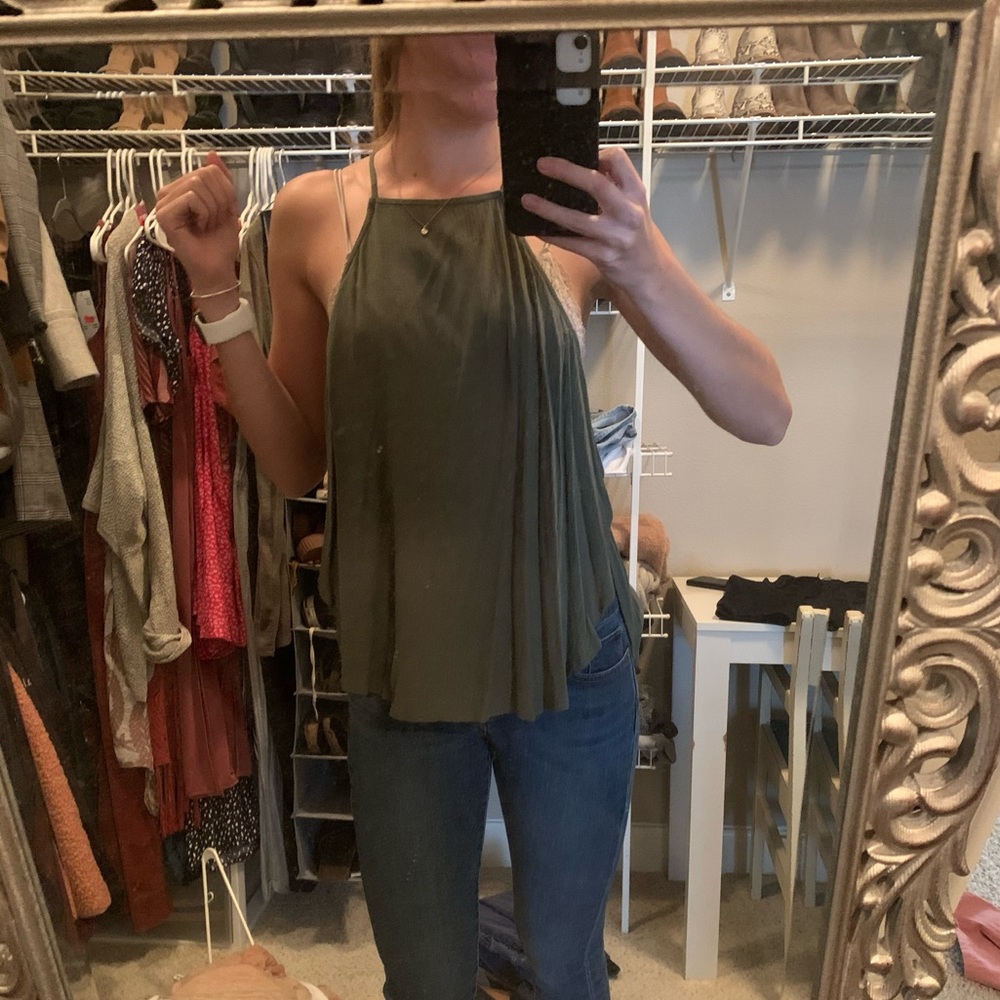 Green flowy tank